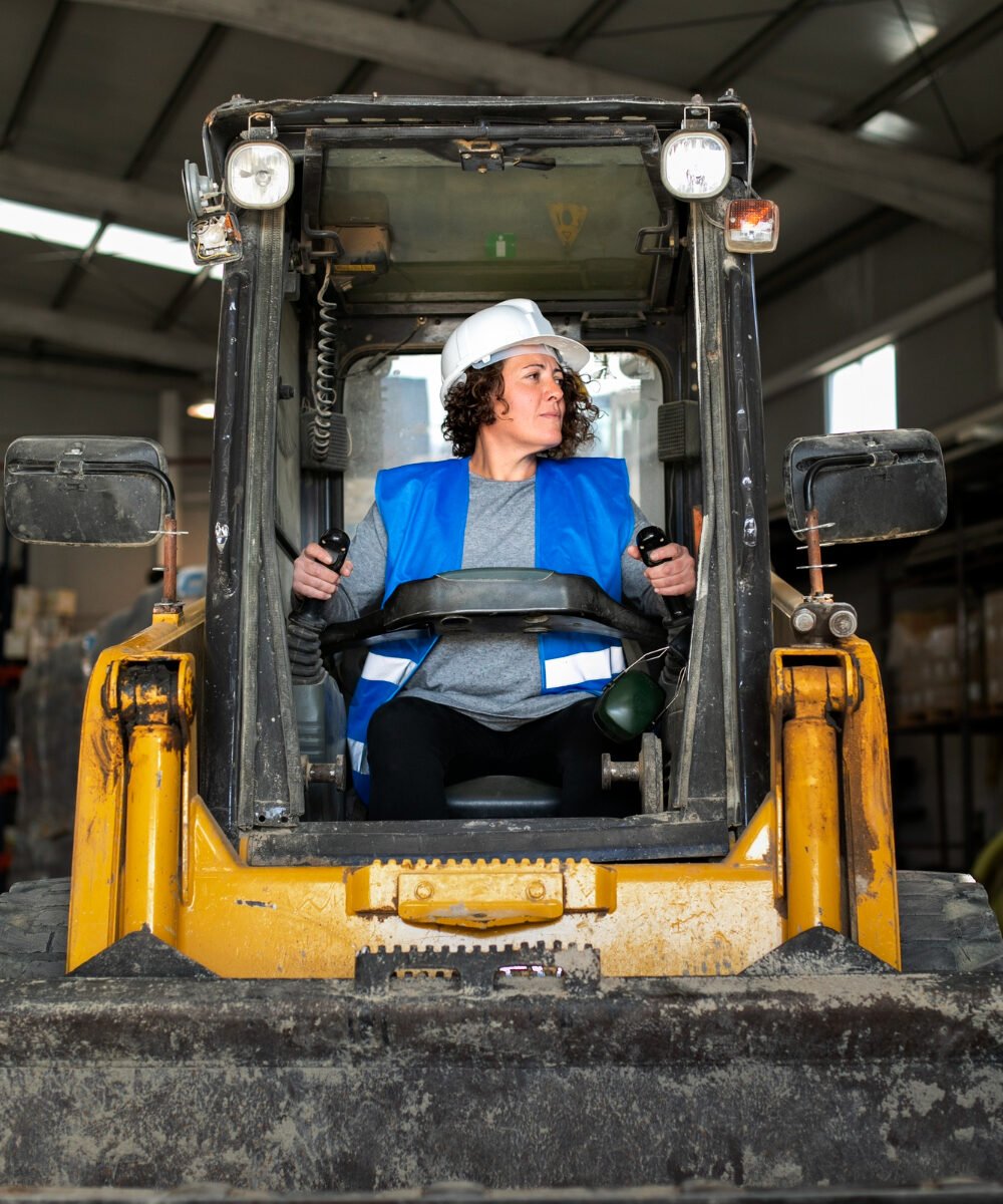 NR 11 Operador de Mini Carregadeira