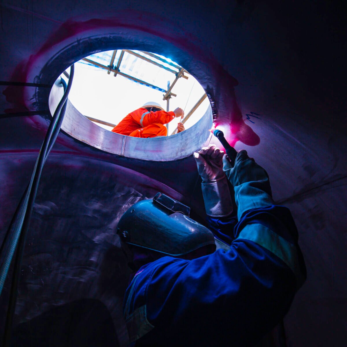 NR 33 - Trabalhador autorizado e vigias para espaço confinado